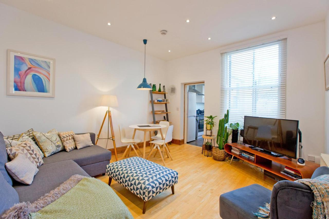Spacious Highbury Fields 1 Bedroom Apartment - Parking By Request Λονδίνο Εξωτερικό φωτογραφία