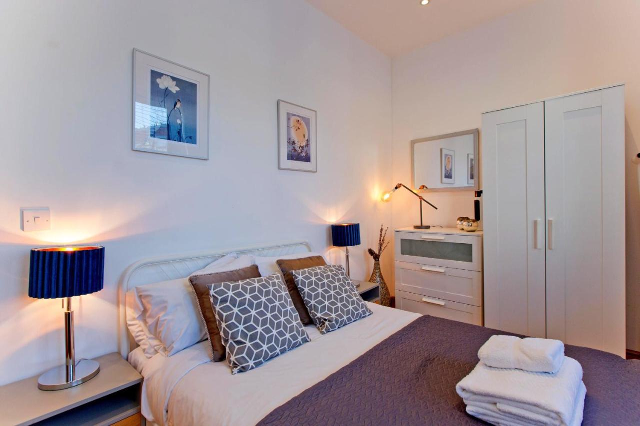 Spacious Highbury Fields 1 Bedroom Apartment - Parking By Request Λονδίνο Εξωτερικό φωτογραφία