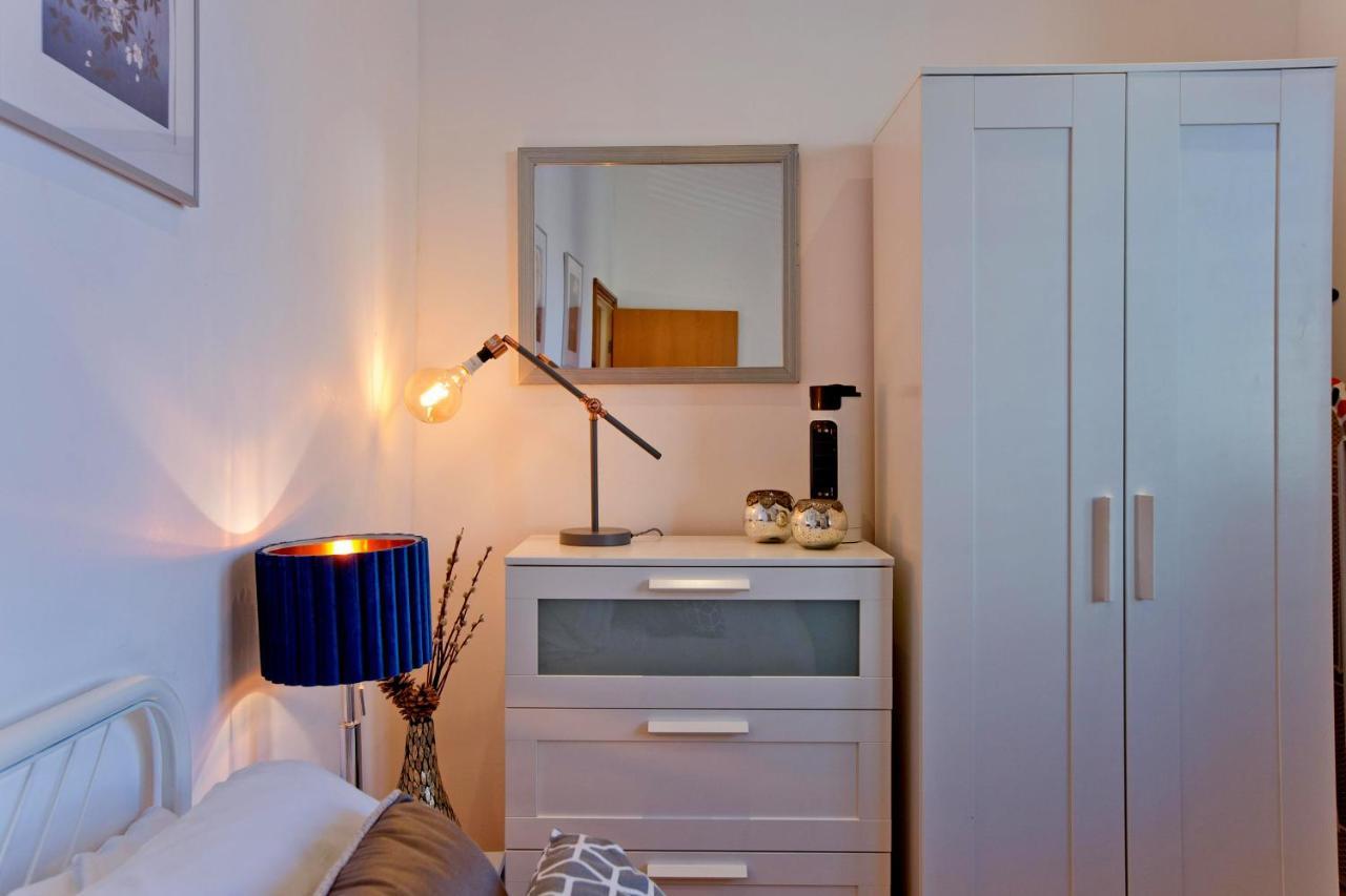 Spacious Highbury Fields 1 Bedroom Apartment - Parking By Request Λονδίνο Εξωτερικό φωτογραφία